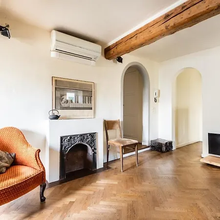 Apartament Charming On The River *